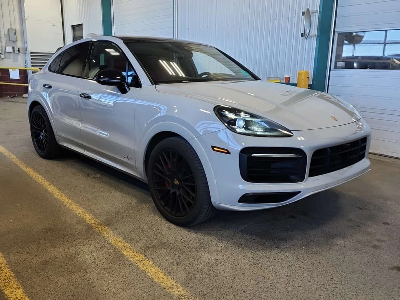 Porsche Cayenne * Coupe Awd Gts * CARFAX *  | Mobile.bg � ����������� 2