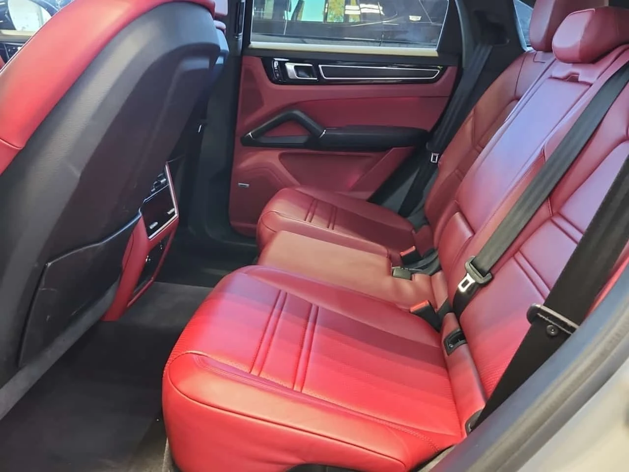 Porsche Cayenne * Coupe Awd Gts * CARFAX *  | Mobile.bg � ����������� 12