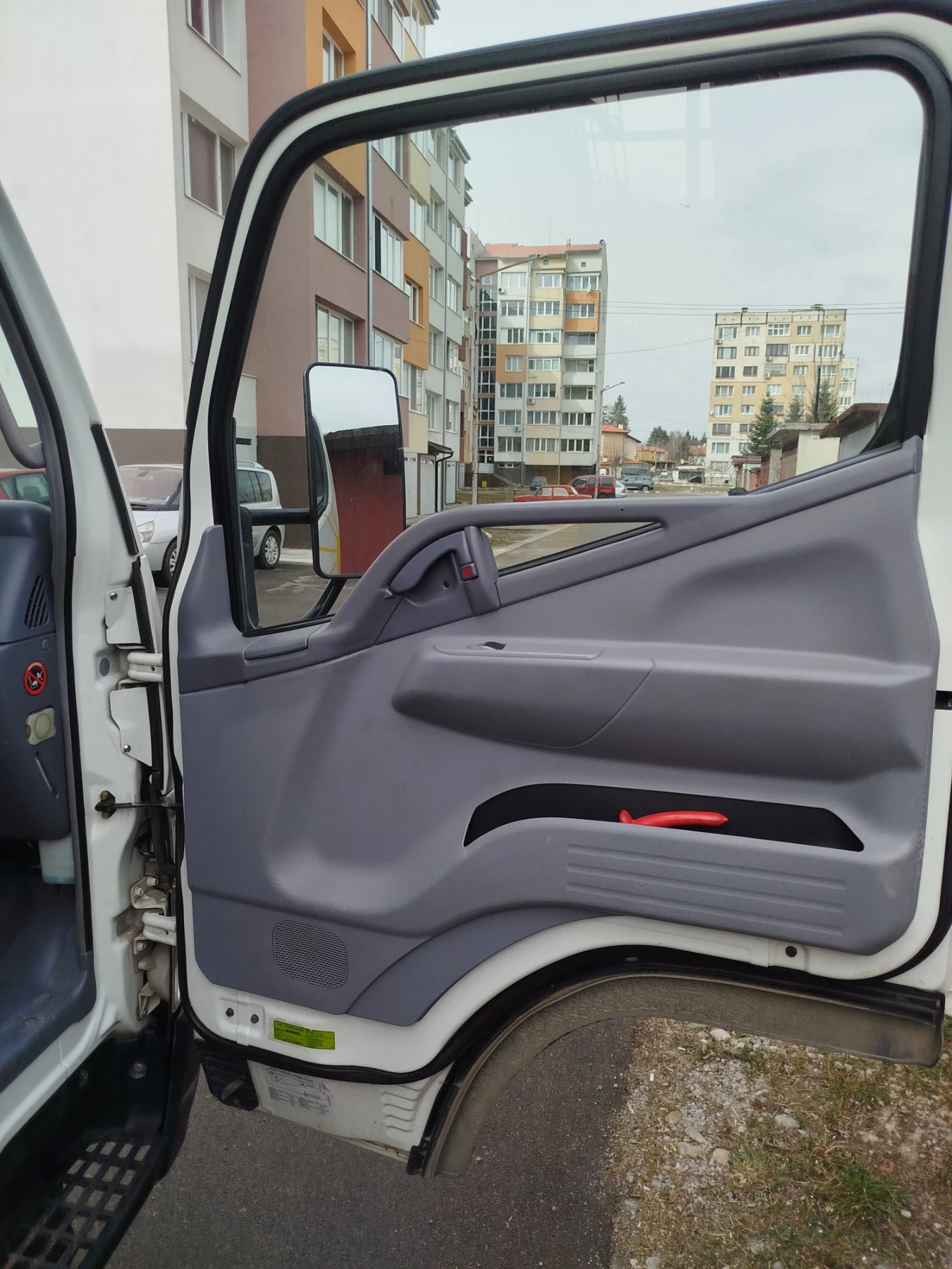 Mitsubishi Canter, снимка 3 - Бусове и автобуси - 53899443