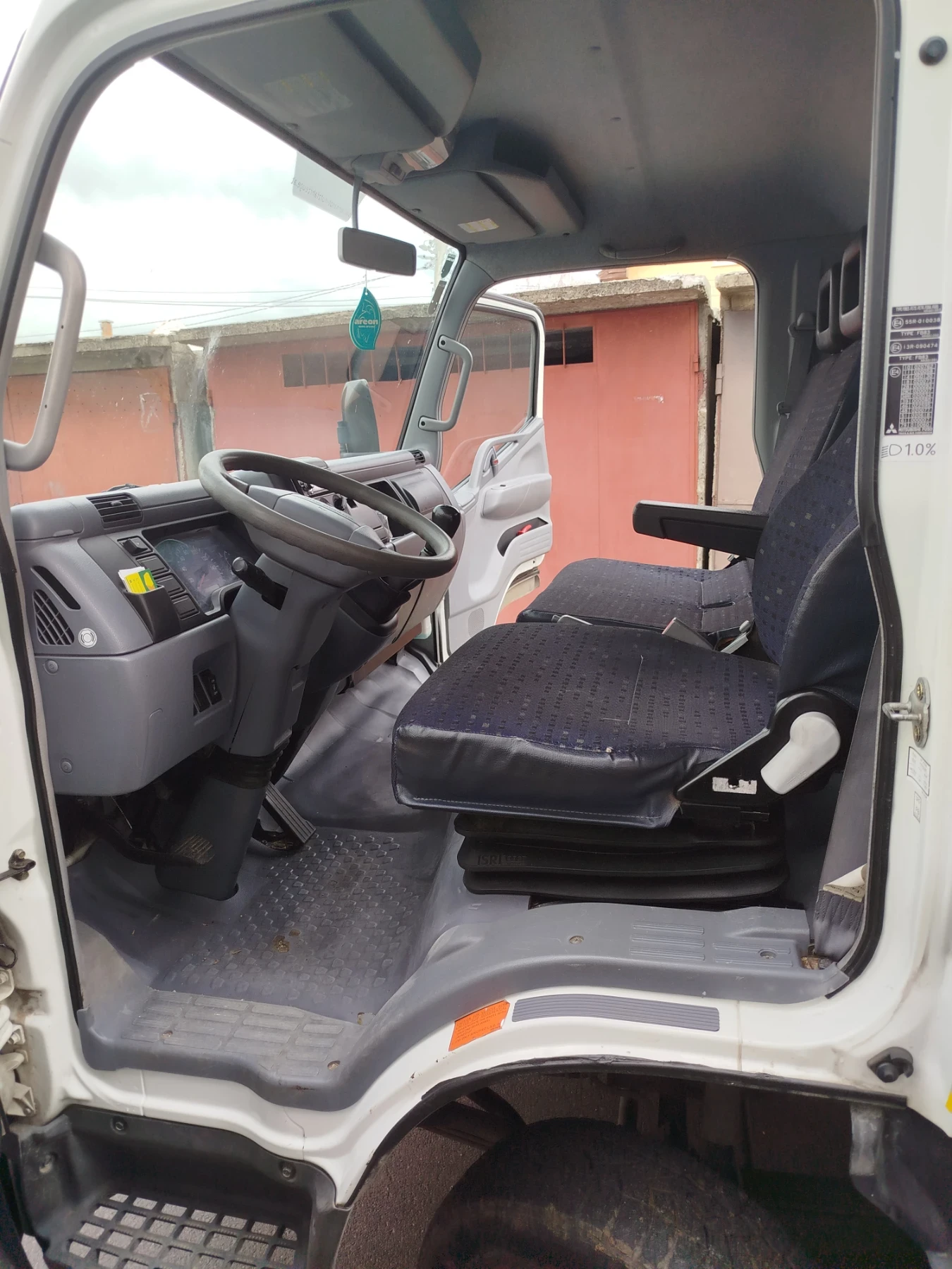 Mitsubishi Canter, снимка 5 - Бусове и автобуси - 53899443