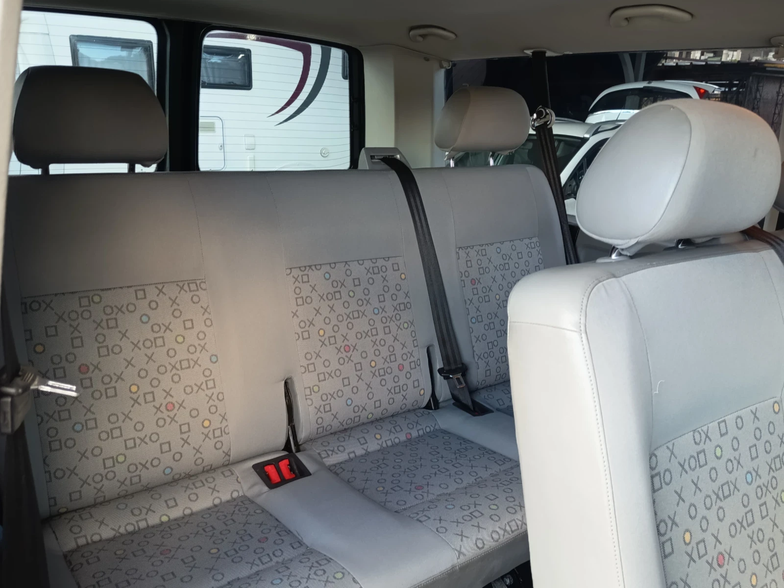 VW T5 2.5tdi caravelle 4x4 , снимка 12 - Бусове и автобуси - 55954086