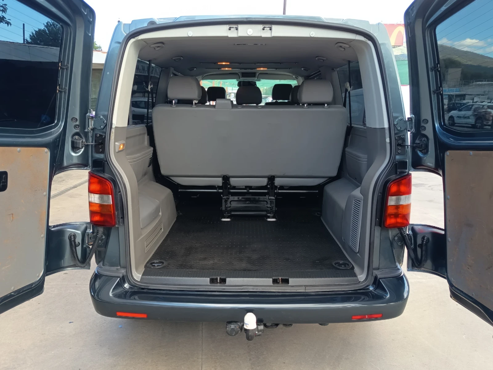 VW T5 2.5tdi caravelle 4x4 , снимка 10 - Бусове и автобуси - 55954086