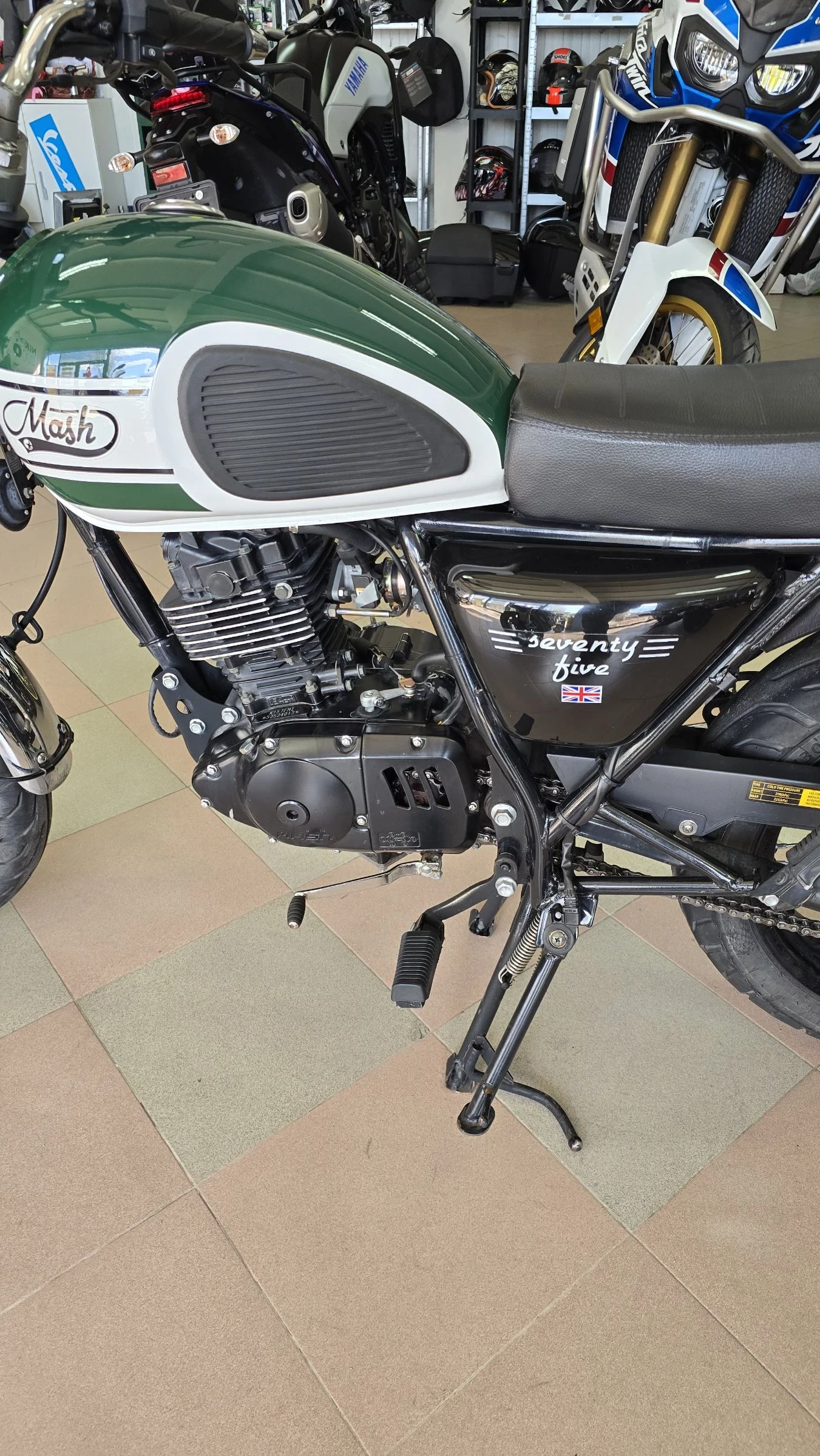 Honda Cb 125 ! Лизинг !, снимка 9 - Мотоциклети и мототехника - 54098939