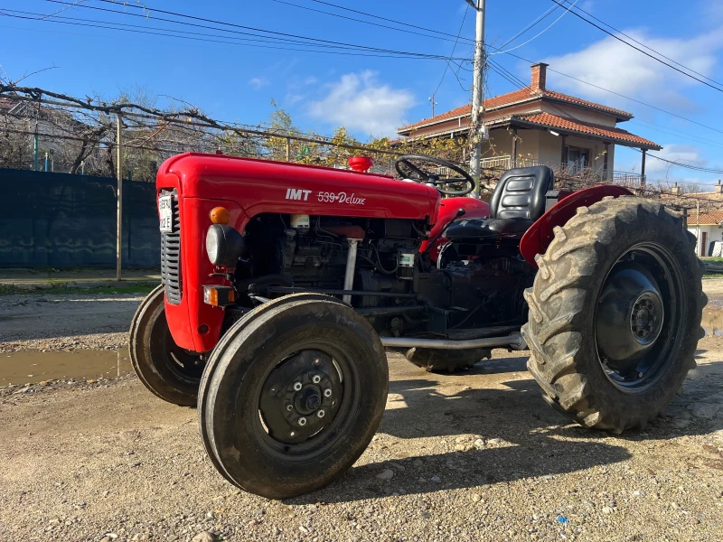 Трактор IMT 539, снимка 3 - Селскостопанска техника - 52592631