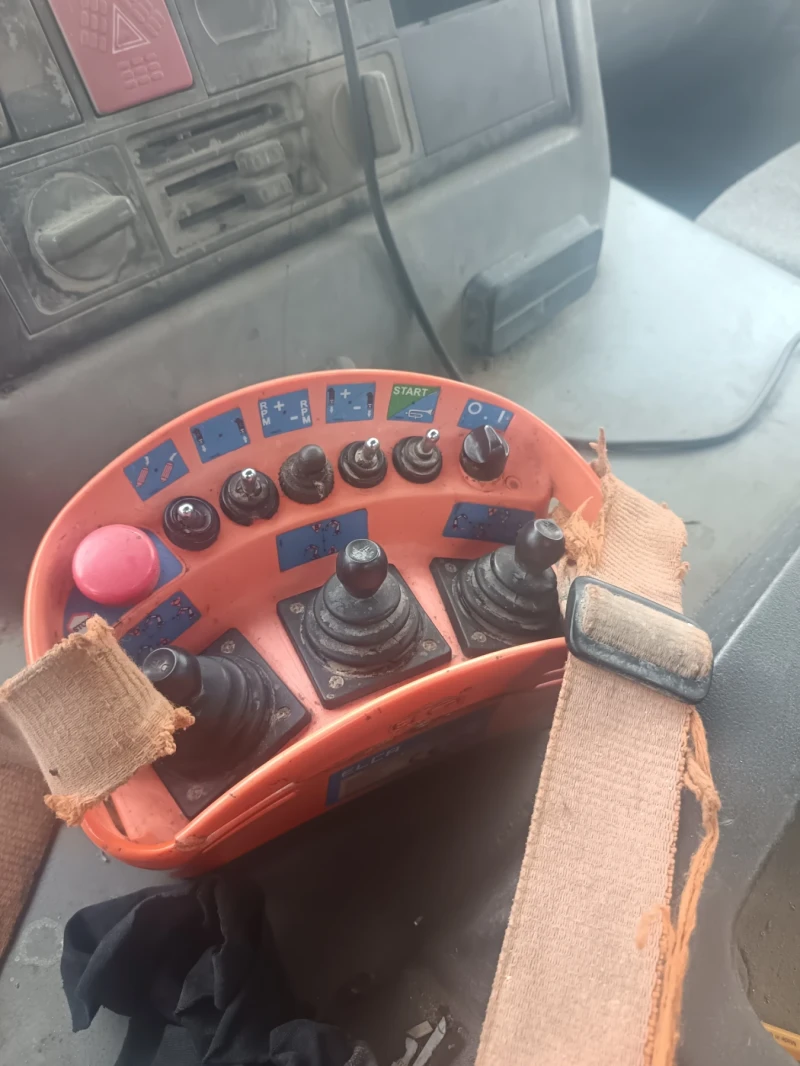 Бетон помпа Друга марка ASTRA HD7, снимка 7 - Индустриална техника - 52380963