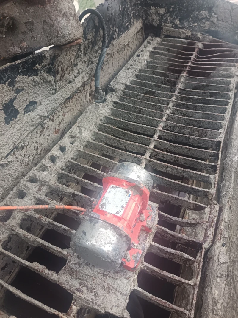 Бетон помпа Друга марка ASTRA HD7, снимка 8 - Индустриална техника - 52380963