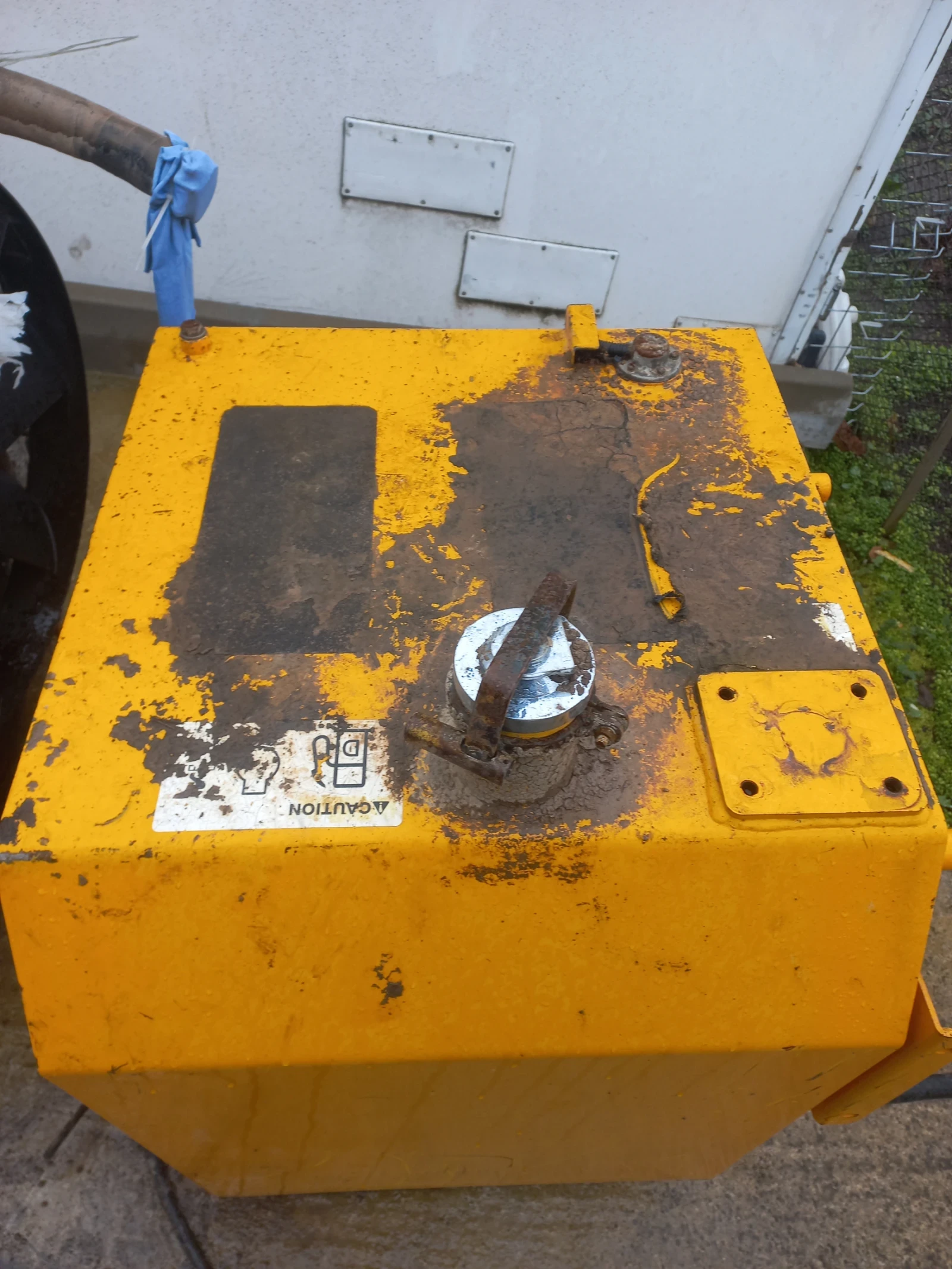  Hyundai LC210 | Mobile.bg   11