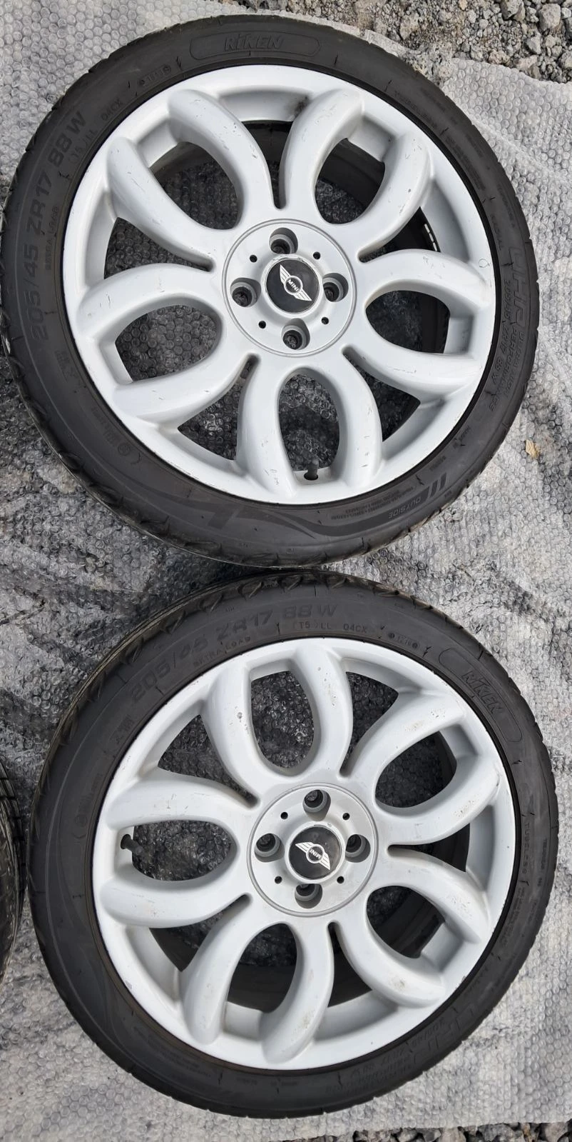 Джанти за Mini Cooper, снимка 3 - Гуми и джанти - 54702307