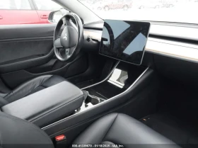 Tesla Model 3 U  U NX All Wheel Drive, снимка 12