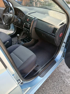 Обява за продажба на Hyundai Getz 1.1i ~3 200 лв. - изображение 8