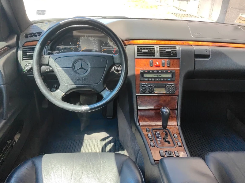 Mercedes-Benz E 300 E300 turbo diesel, снимка 9 - Автомобили и джипове - 46246879