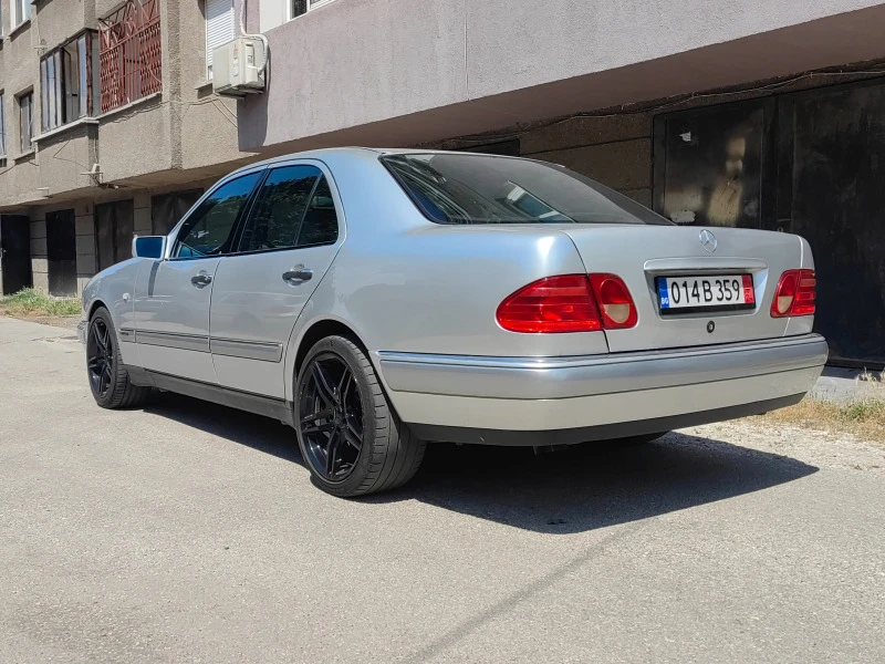 Mercedes-Benz E 300 E300 turbo diesel, снимка 4 - Автомобили и джипове - 46246879