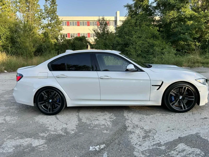 BMW M3, снимка 14 - Автомобили и джипове - 47932379