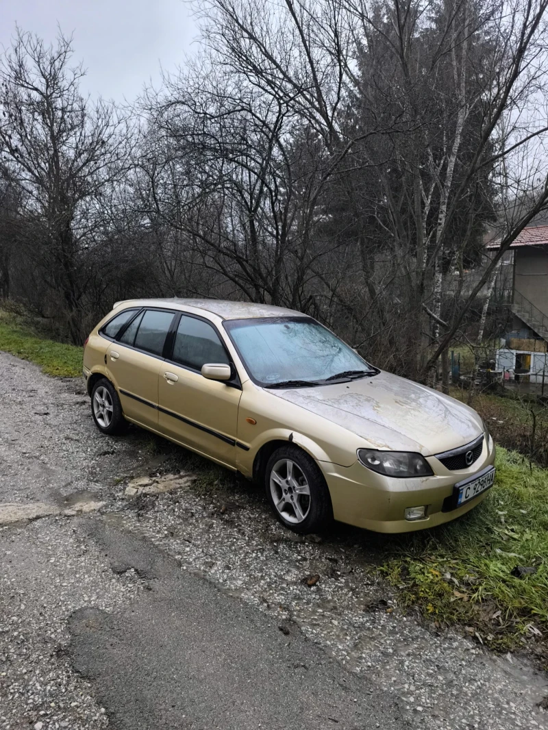 Mazda 323 323f BJ, снимка 1 - Автомобили и джипове - 48351524