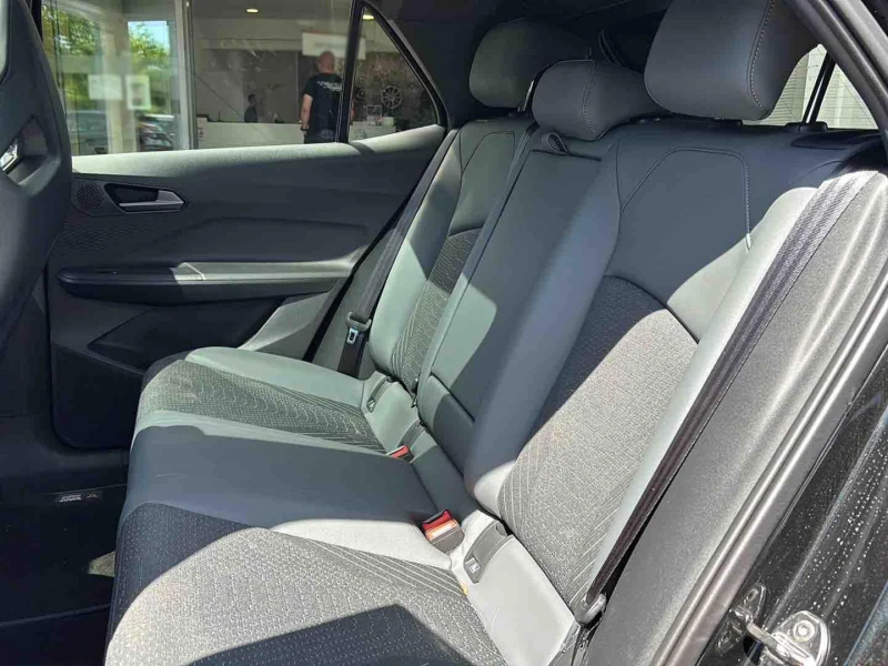 Cupra Born VZ/326HP/PANO/HEAD-UP/AMBI/360/CARPLAY/179f, снимка 16 - Автомобили и джипове - 50685574