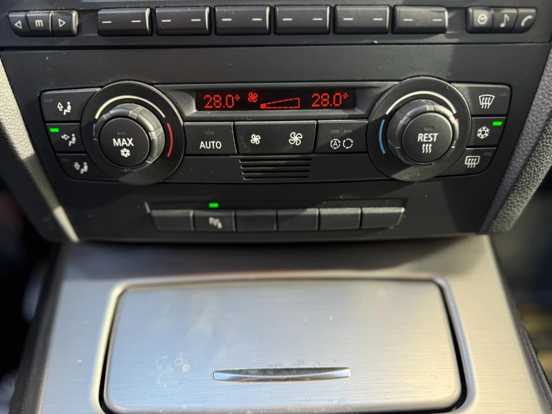 BMW 320 6 МЕСЕЦА ГАРАНЦИЯ/2.0D 177к.с. Автоматик/Coupe, снимка 12 - Автомобили и джипове - 52629038