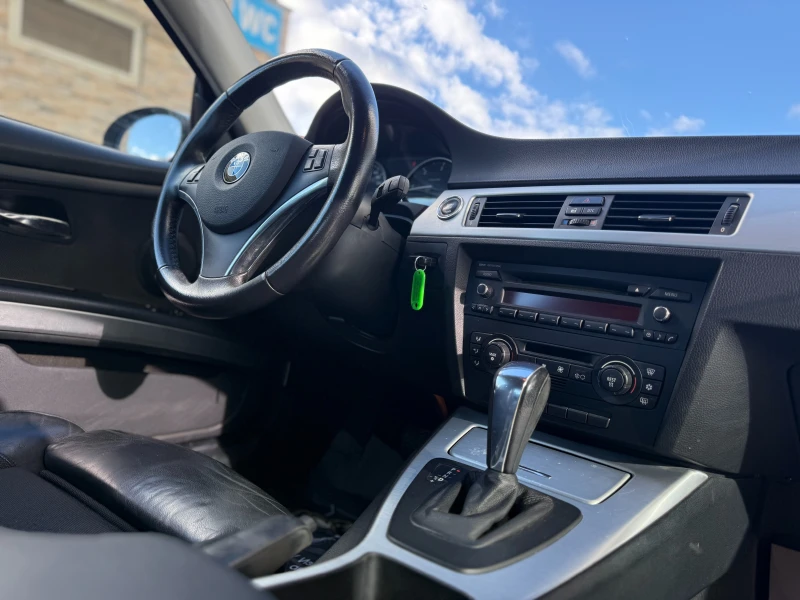 BMW 320 6 МЕСЕЦА ГАРАНЦИЯ/2.0D 177к.с. Автоматик/Coupe, снимка 10 - Автомобили и джипове - 52629038