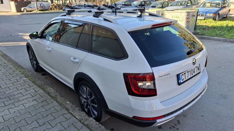Skoda Octavia SCOUT 2.0 TDI 184 к.с., снимка 7 - Автомобили и джипове - 52937217
