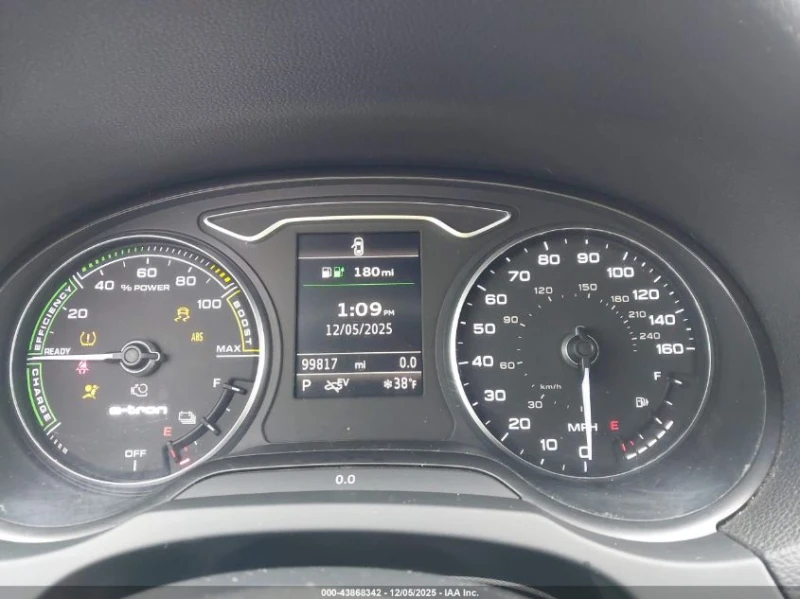 Audi E-Tron 1.4L I-4 DI, DOHC, VVT, TURBO, 150HP Front Wheel, снимка 12 - Автомобили и джипове - 53077082