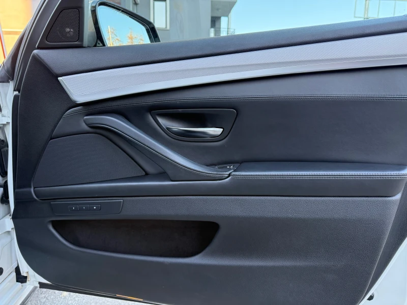BMW 550 M/XD/DIGITAL/GERMANY/HUD/360CAMERA/ОБДУХ/LIZING/, снимка 13 - Автомобили и джипове - 53159726