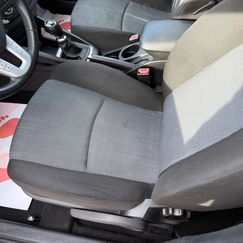 Kia Ceed 1.4, снимка 13 - Автомобили и джипове - 53267727