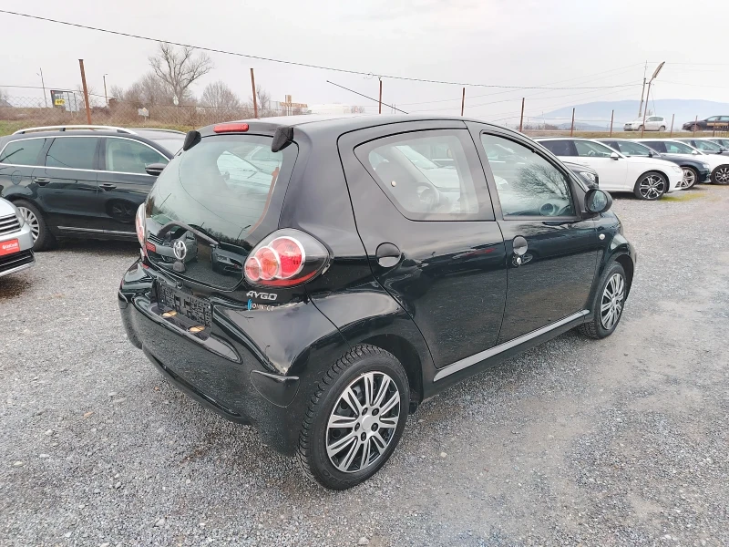 Toyota Aygo 1.0 БЕНЗИН, снимка 5 - Автомобили и джипове - 53410084