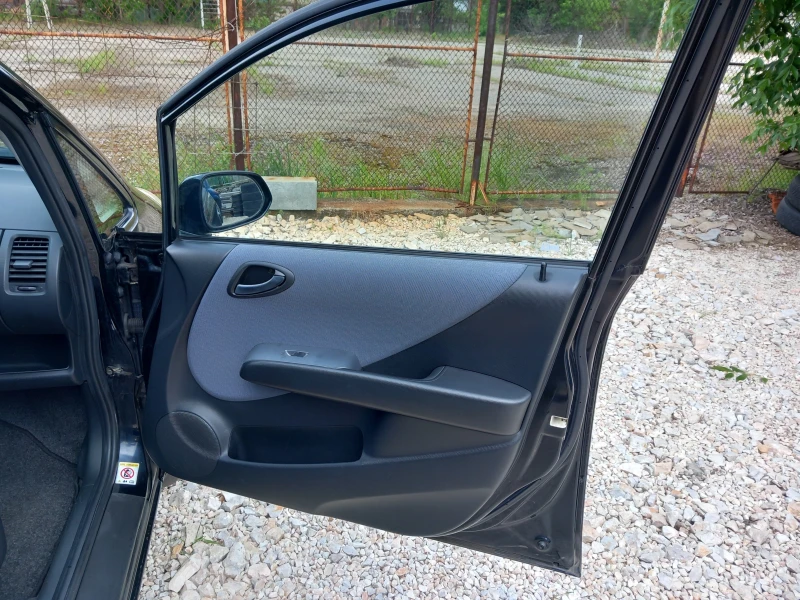 Honda Jazz 1.4i климатик 84кс - 4300 лв. - 57511131 | Car24.bg