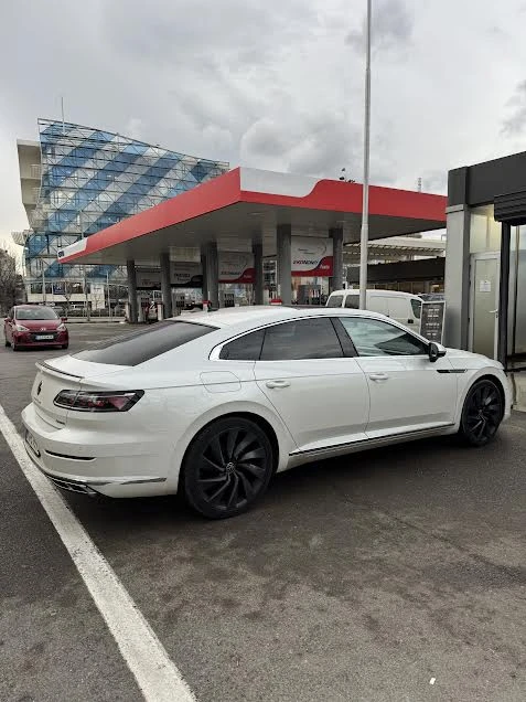VW Arteon R LINE, снимка 4 - Автомобили и джипове - 53090293