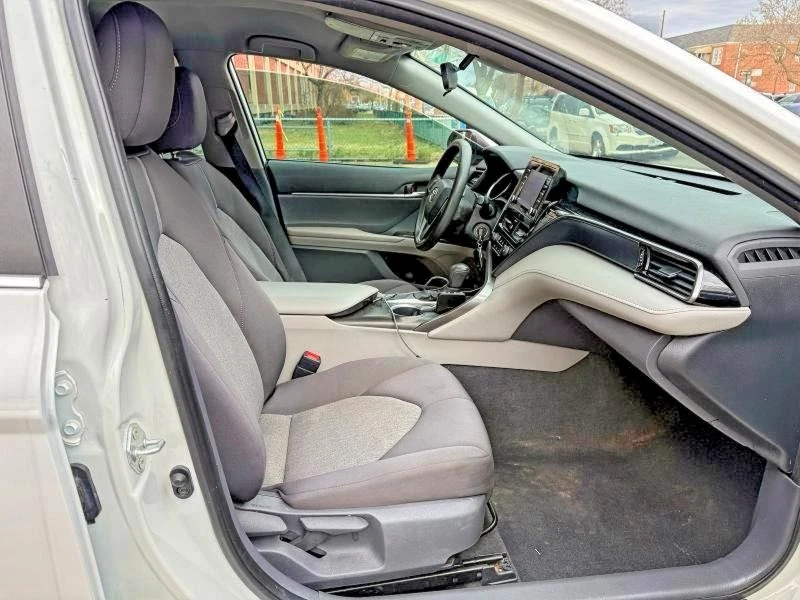 Toyota Camry, снимка 5 - Автомобили и джипове - 54581471