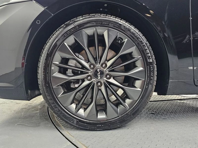 Kia K8 * SIGNATURE* SPECIAL* 2.5* 2WD* ЦЕНАДОБГ!, снимка 4 - Автомобили и джипове - 55594999