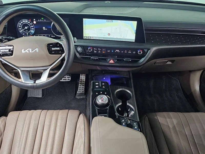 Kia K8 * SIGNATURE* SPECIAL* 2.5* 2WD* ЦЕНАДОБГ!, снимка 6 - Автомобили и джипове - 55594999
