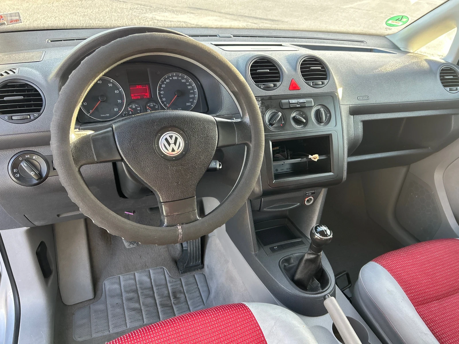 VW Caddy 1.6 Бензин-Метан Пътнически  - изображение 9