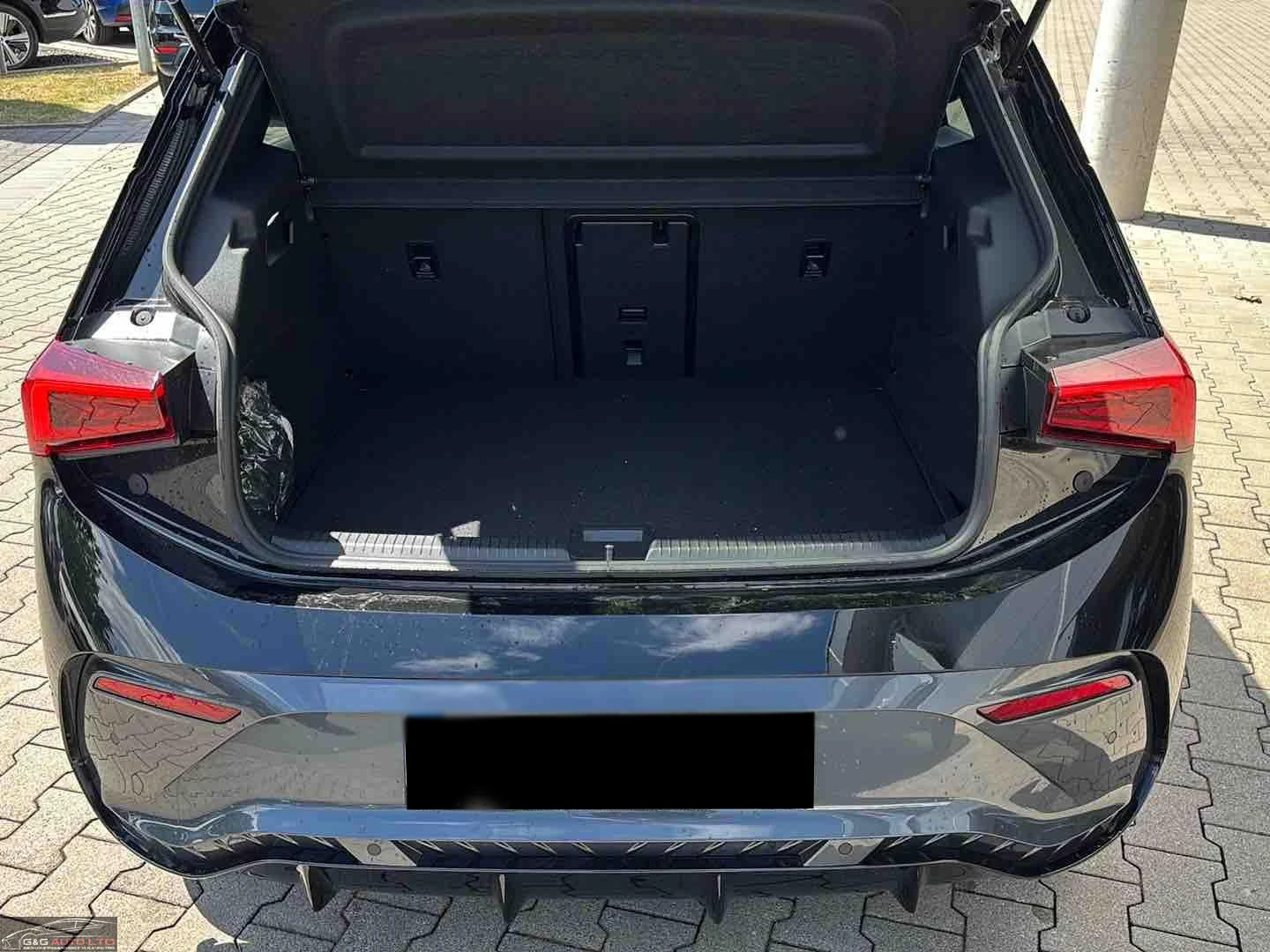 Cupra Born VZ/326HP/PANO/HEAD-UP/AMBI/360/CARPLAY/179f - изображение 8