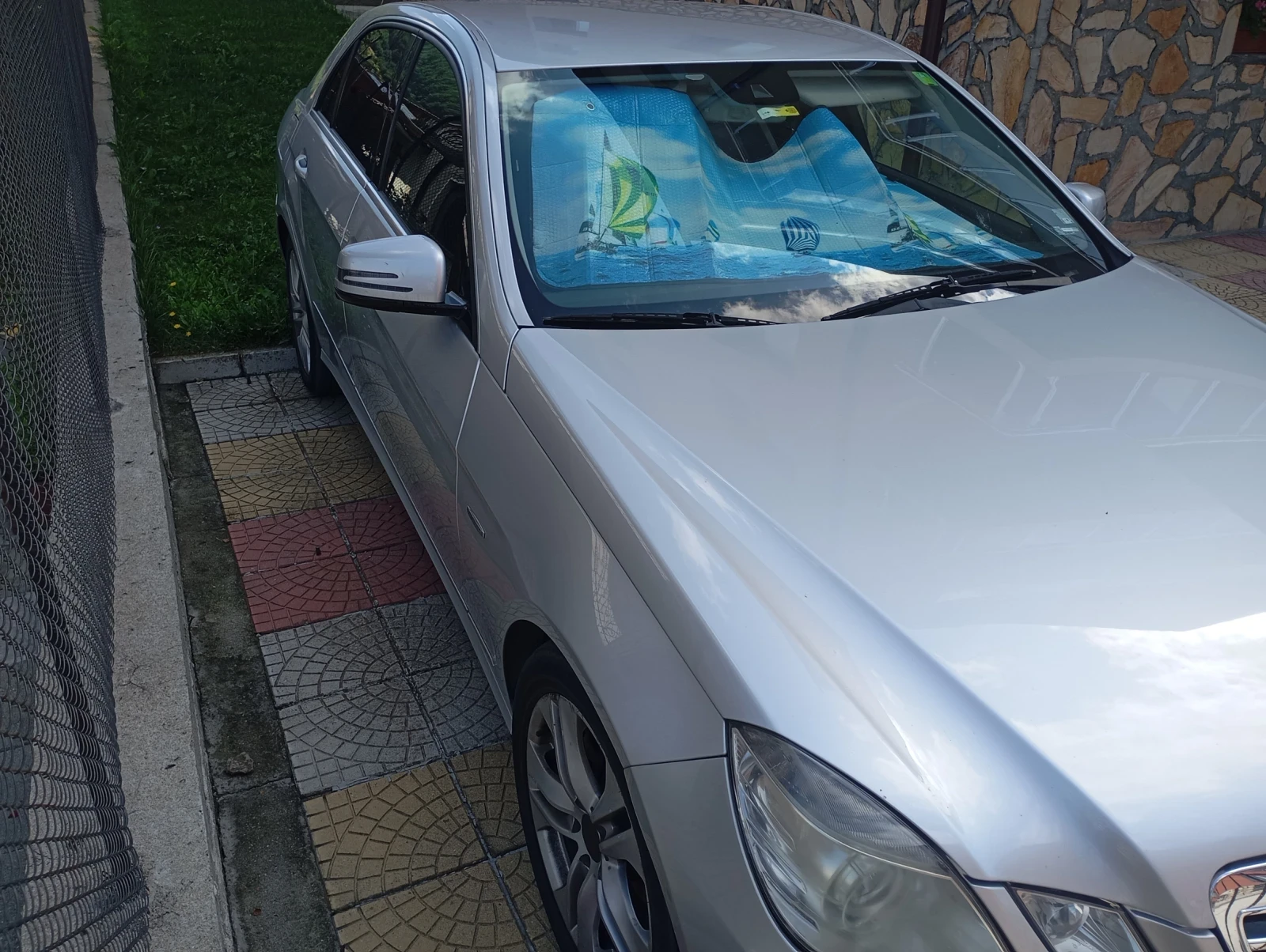 Mercedes-Benz E 220  - изображение 2