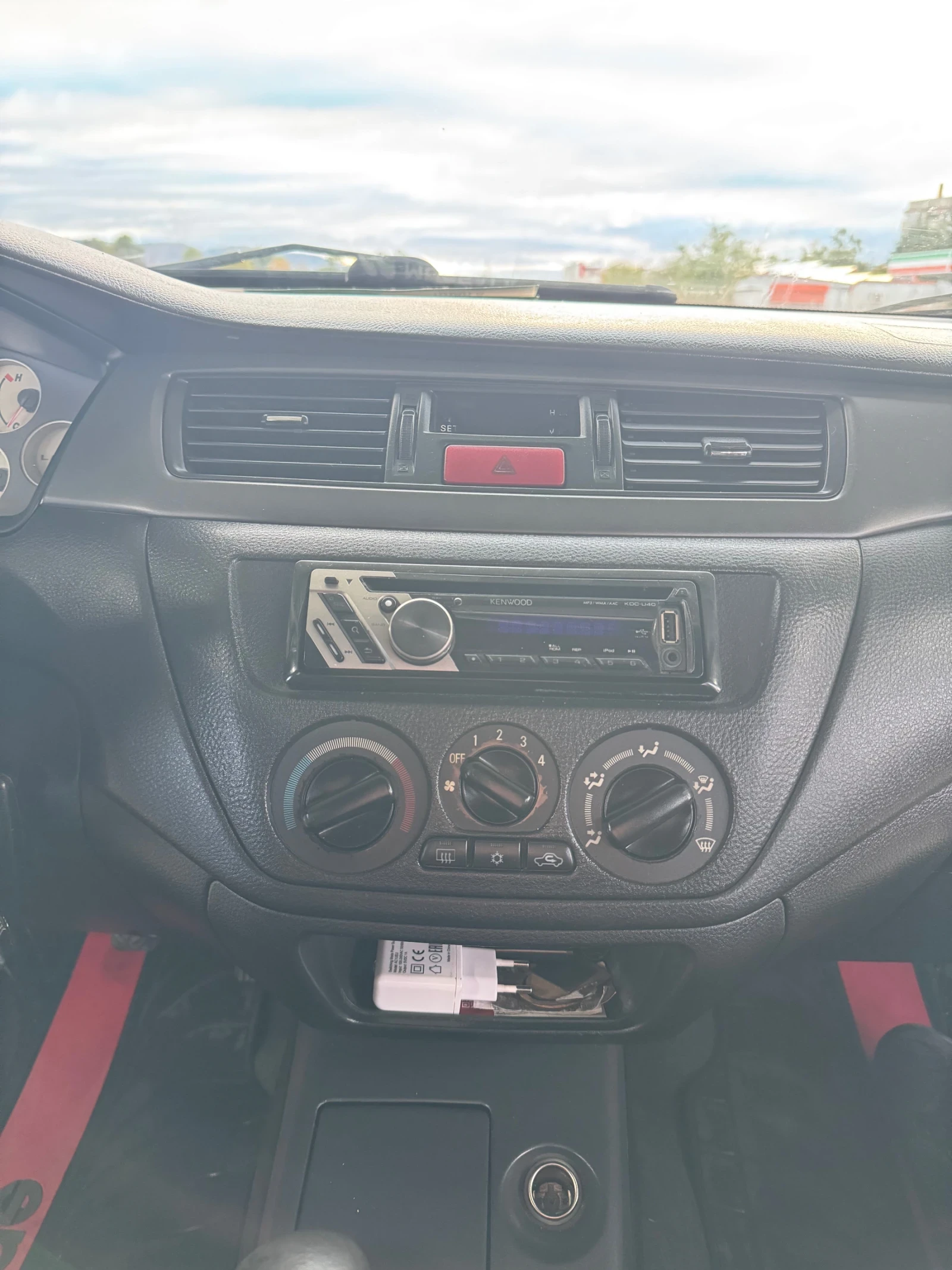 Mitsubishi Lancer 2.0i | Mobile.bg — изображение 15