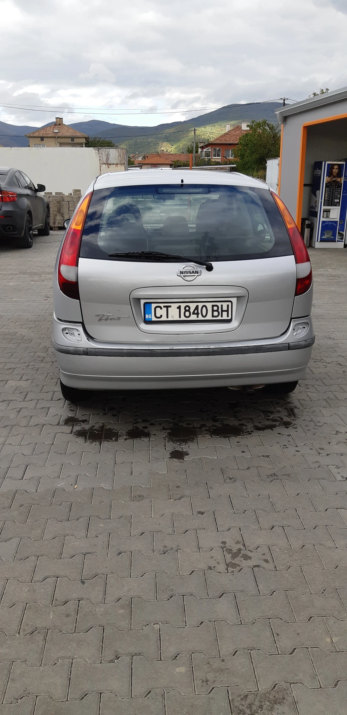 Nissan Almera tino 2.2 - изображение 8