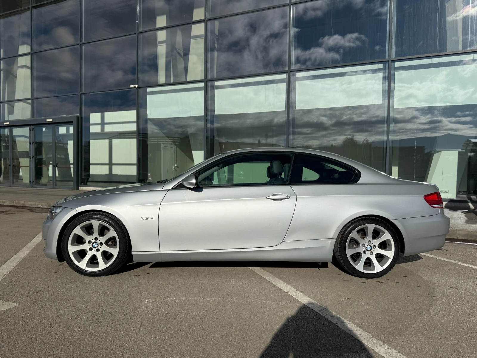 BMW 320 6 МЕСЕЦА ГАРАНЦИЯ/2.0D 177к.с. Автоматик/Coupe - изображение 2