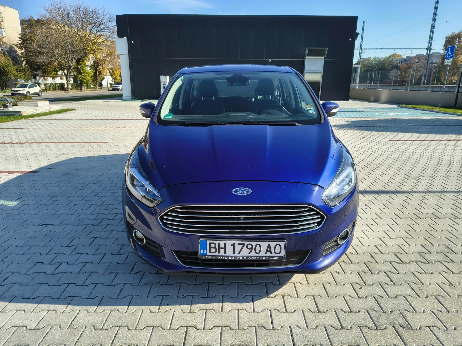 Ford S-Max TITANIUM 180к.с - изображение 2