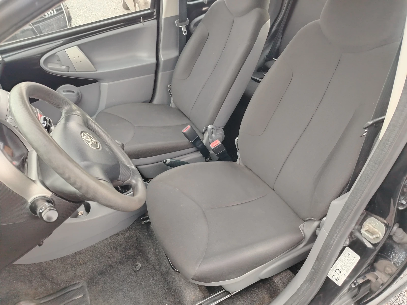 Toyota Aygo 1.0 ������ | Mobile.bg � ����������� 9