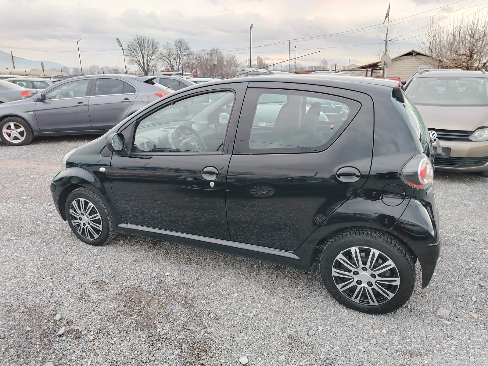Toyota Aygo 1.0 ������ | Mobile.bg � ����������� 7