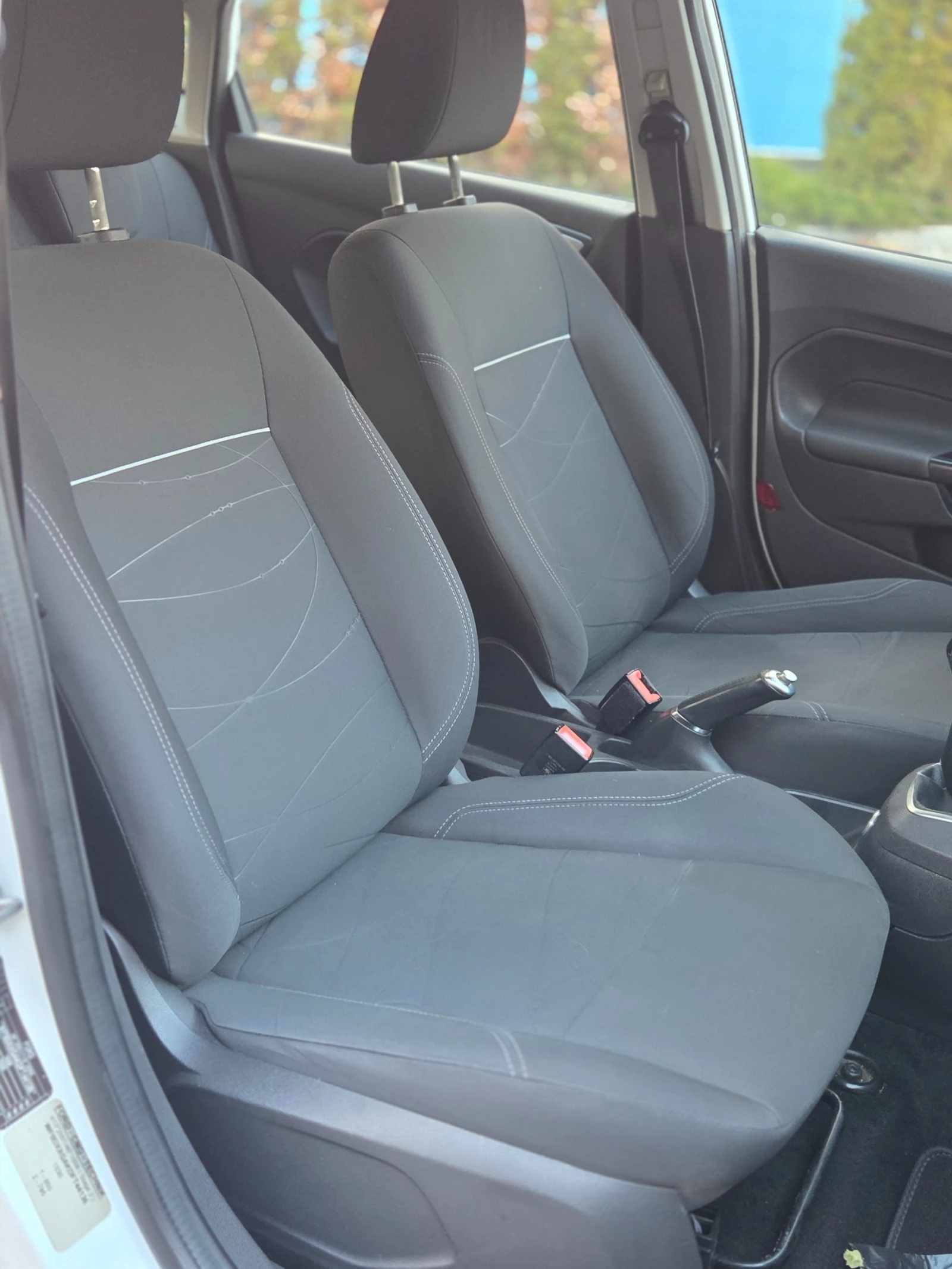 Ford Fiesta 1.4i Фабрична газ* EURO 6 - изображение 10