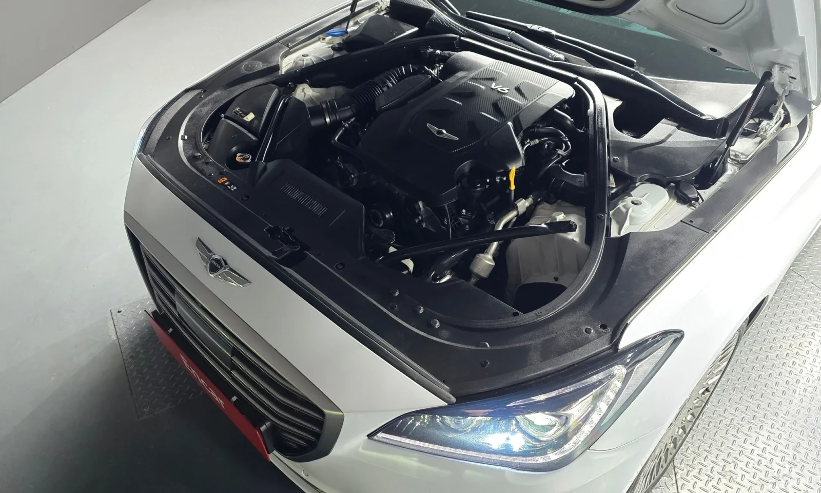 Genesis G80  3.3 GDI AWD, снимка 4 - Автомобили и джипове - 54251832