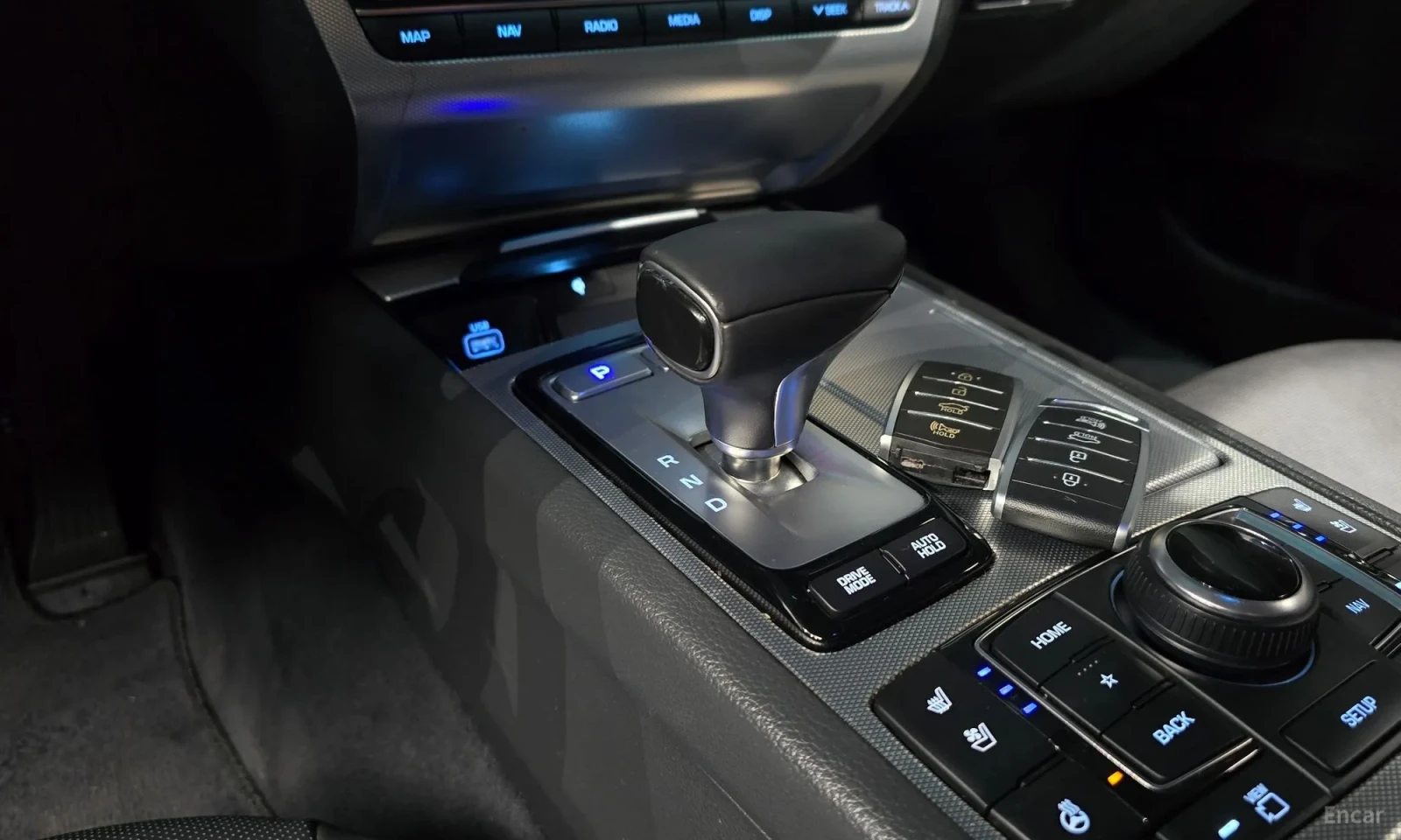 Genesis G80  3.3 GDI AWD, снимка 13 - Автомобили и джипове - 54251832