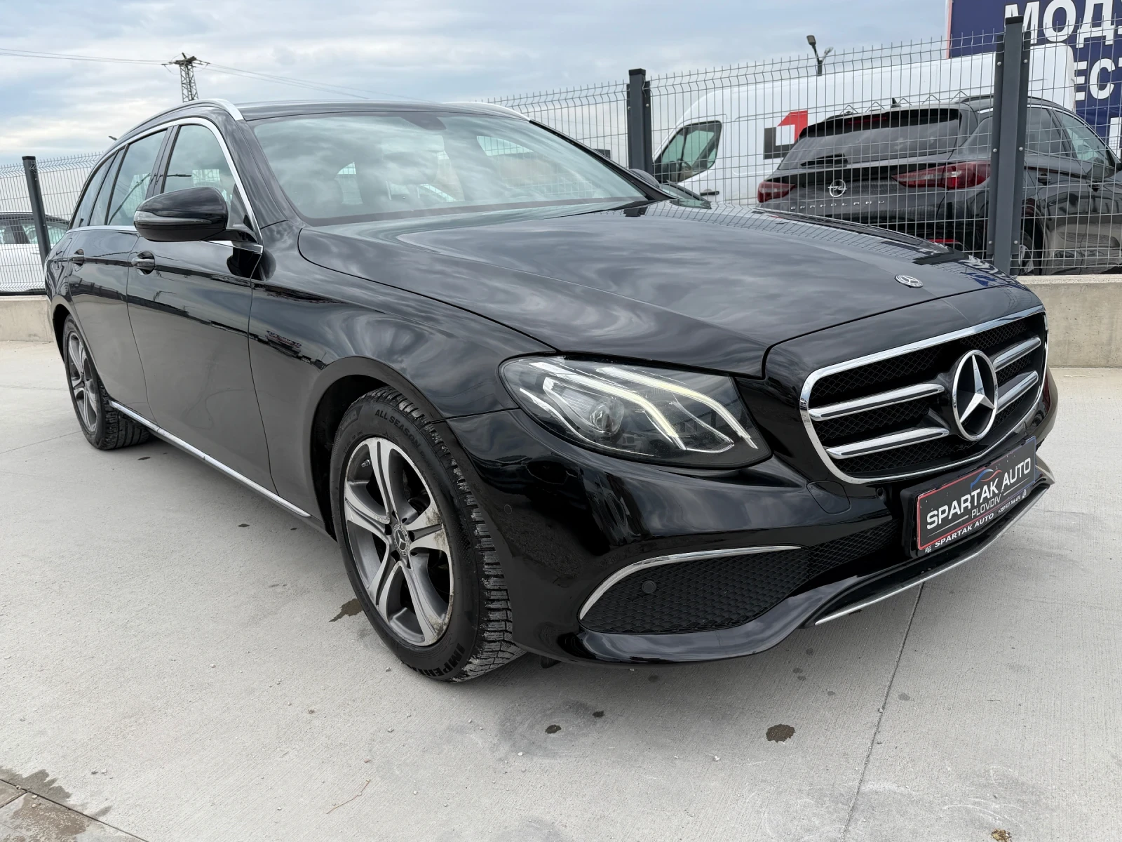 Mercedes-Benz E 220 D* 2020�* 9G* ��� ���������* 182.000KM* ����*  | Mobile.bg � ����������� 3