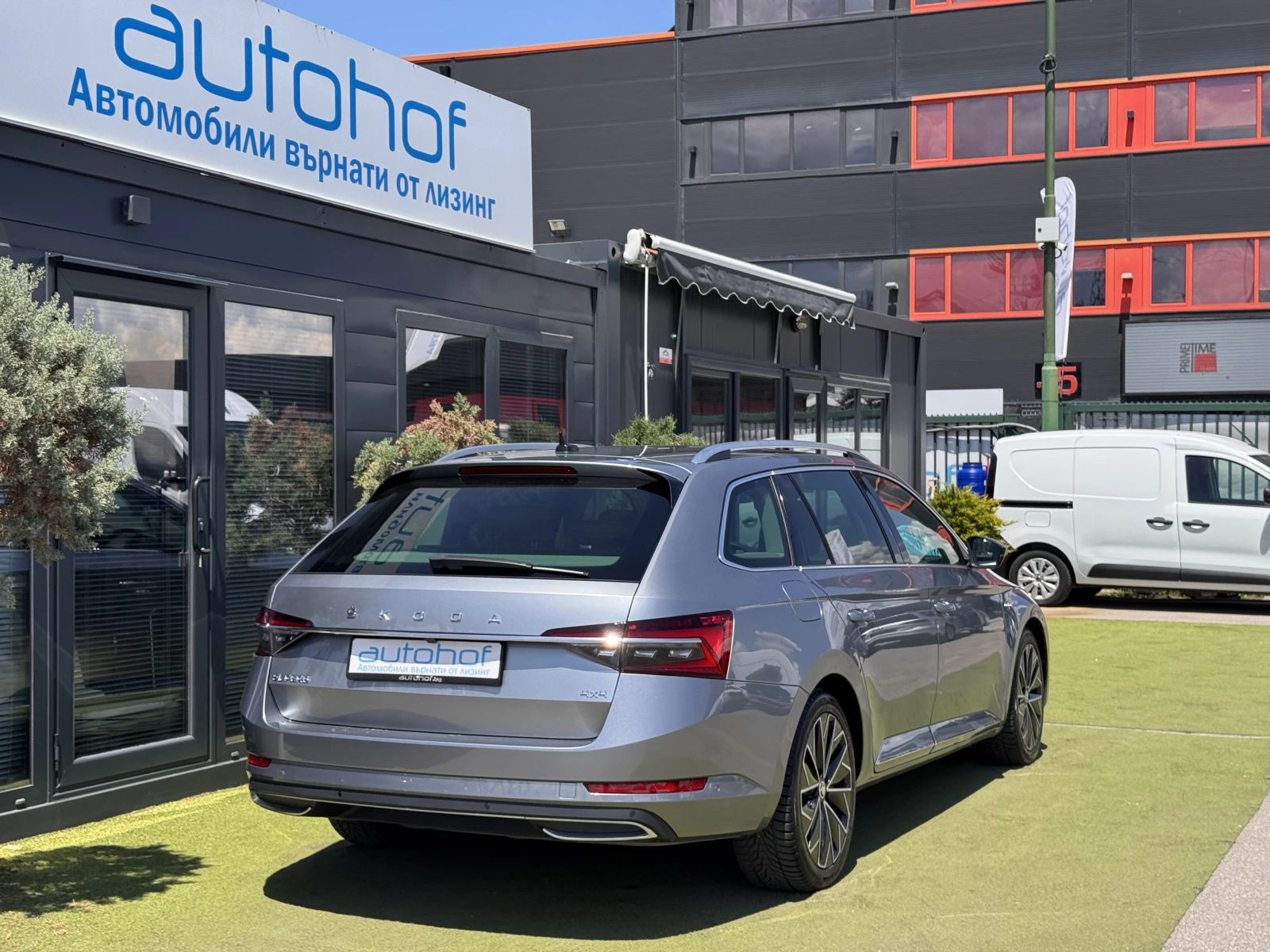 Skoda Superb L&K/2.0TDI/190K.C./7AT/4X4, снимка 4 - Автомобили и джипове - 54836125