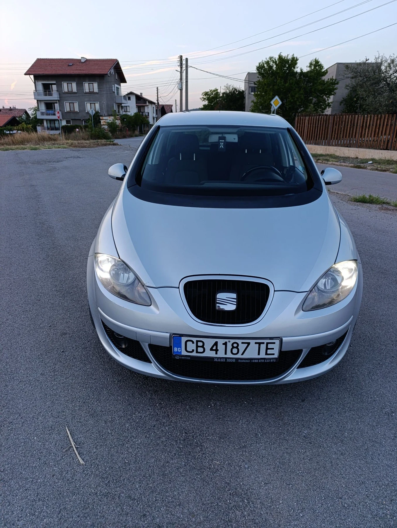 Seat Altea 1.9 TDI BKC , снимка 6 - Автомобили и джипове - 56130237