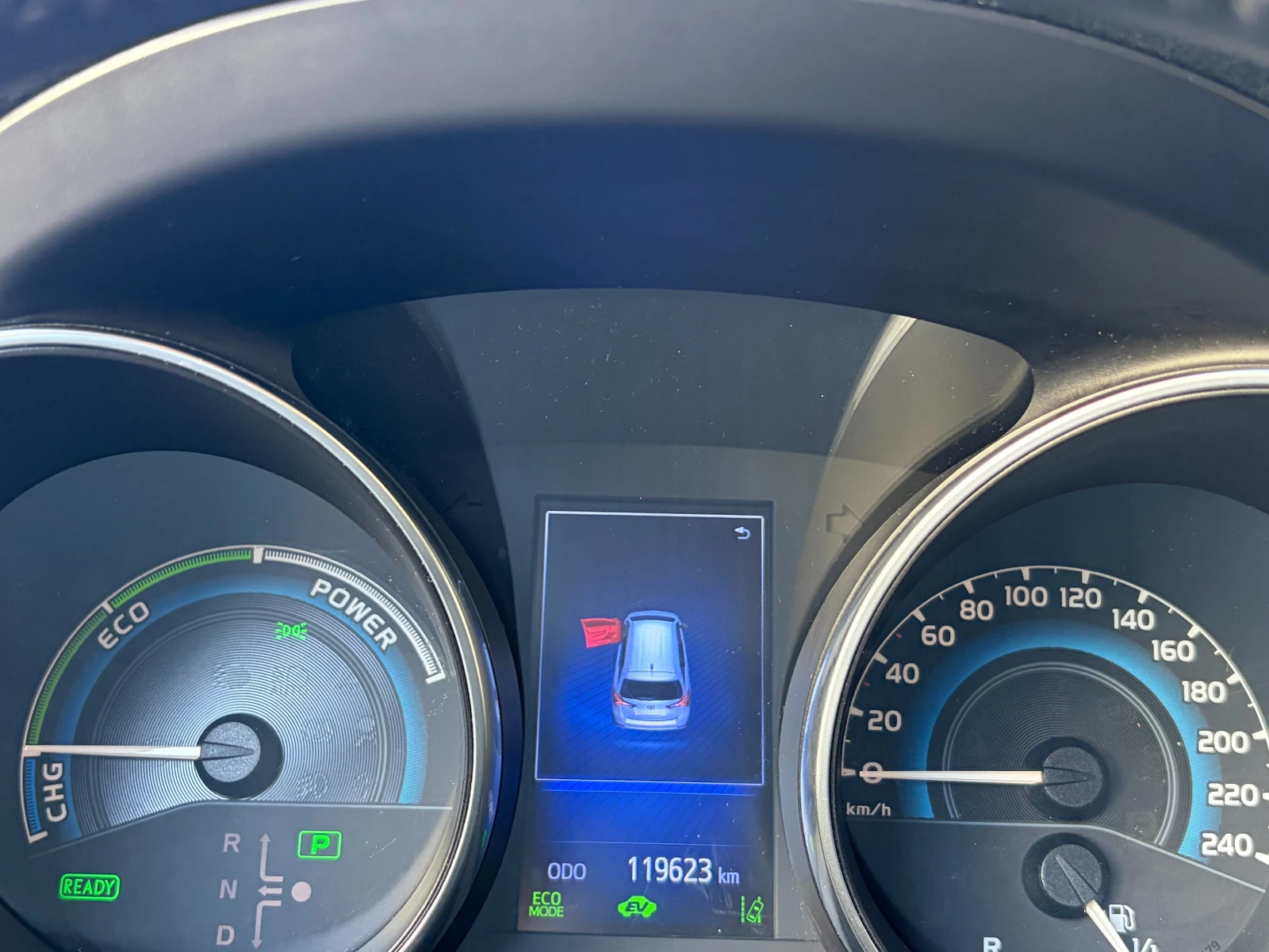 Toyota Auris 1.8Hybrid e-CVT SOL Facelift- � �������� | Mobile.bg � ����������� 10