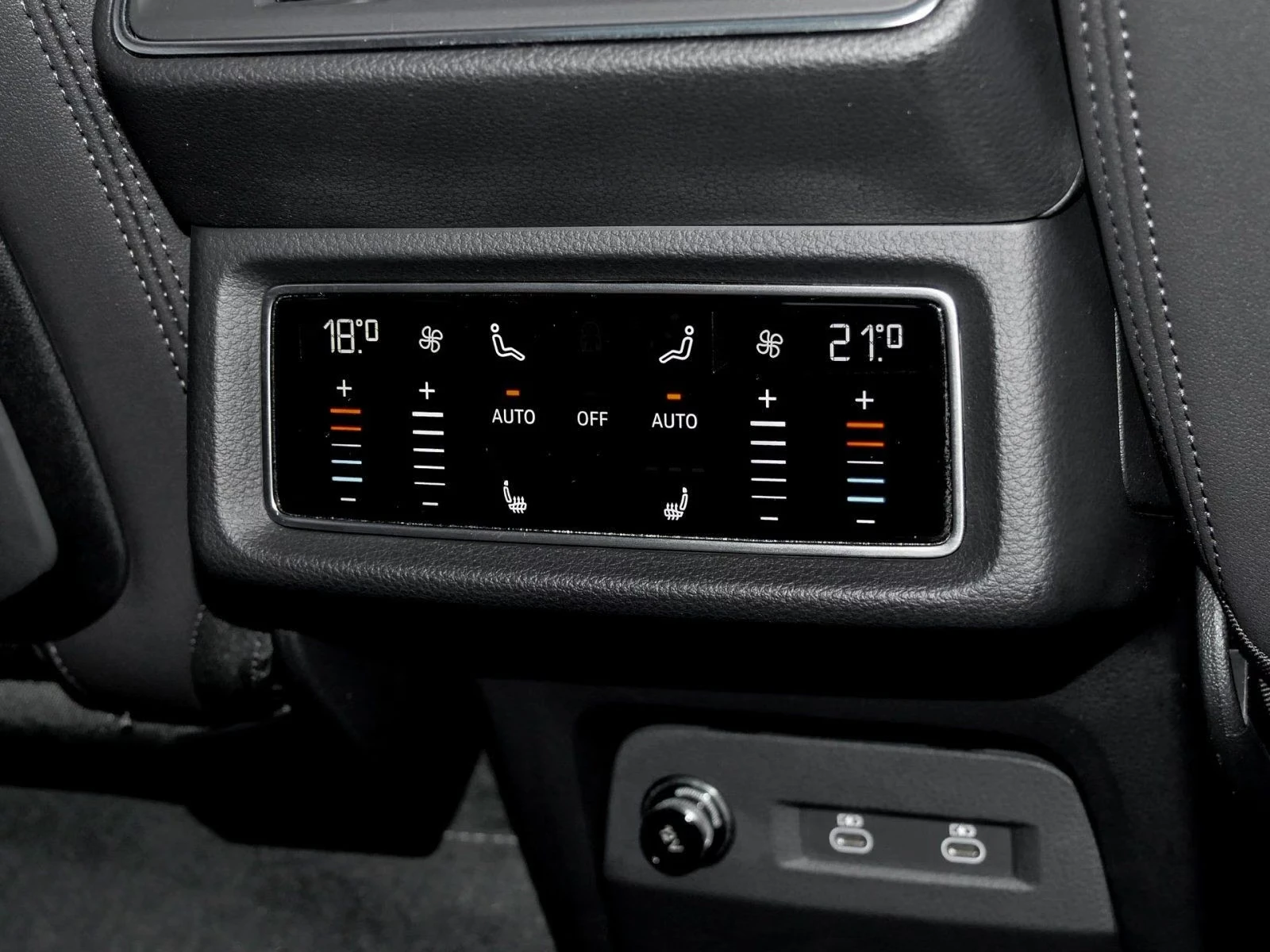 Audi Q8 E-TRON/SP. B./55/408HP/S-LINE/360/PANO/HUD/374h | Mobile.bg � ����������� 15