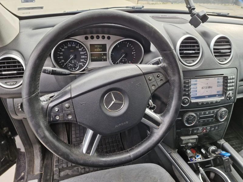 Mercedes-Benz ML 320, снимка 8 - Автомобили и джипове - 52449448