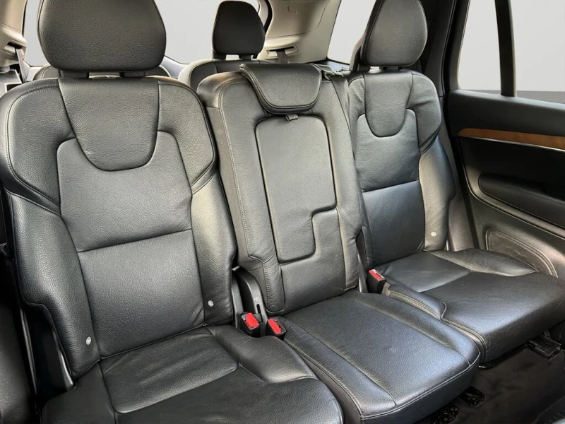 Volvo Xc90 T6 Momentum PANO* ПОДГРЕВ* BLINDSPOT* KEYLESS* CAM, снимка 13 - Автомобили и джипове - 52627674